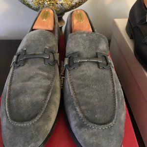 FERRAGAMO GRAY SUEDE LOAFERS